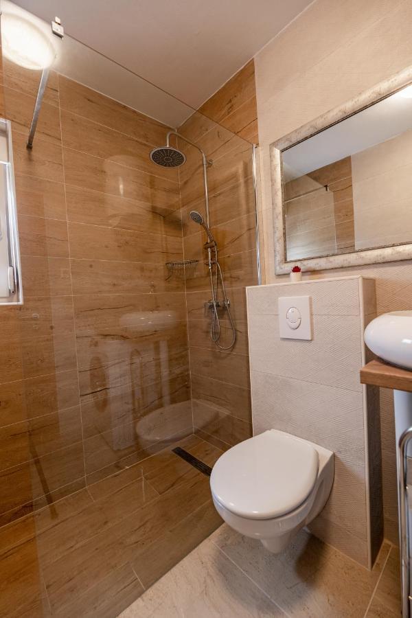 Holiday Home Aria นิน ภายนอก รูปภาพ